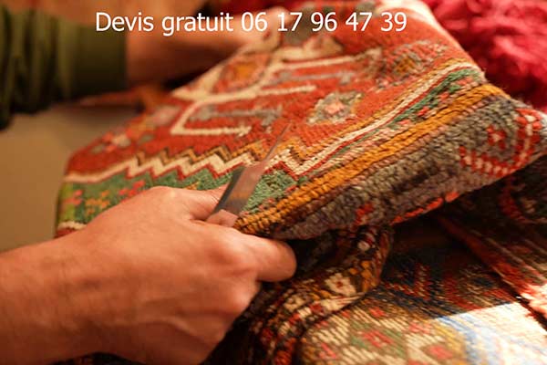Comment restaurer un tapis iranien ancien ? Fixation sur un trame