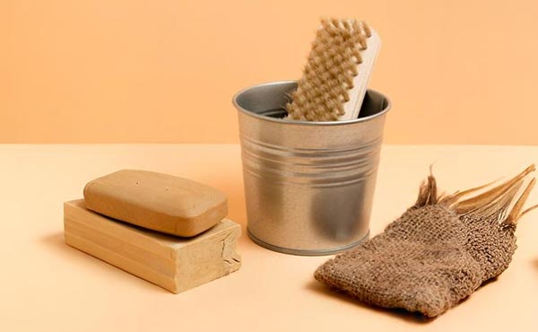 Laver un tapis à grande eau : bonne idée ou erreur fatale ? Matériau pour lavage tapis