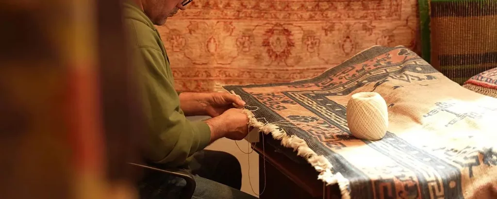 Restauration de tapis turkmènes