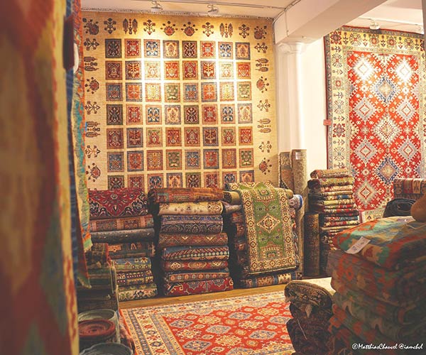 Pourquoi le tapis d’Orient beige séduit les intérieurs modernes ? Sélection minutieuse de tapis orientaux
