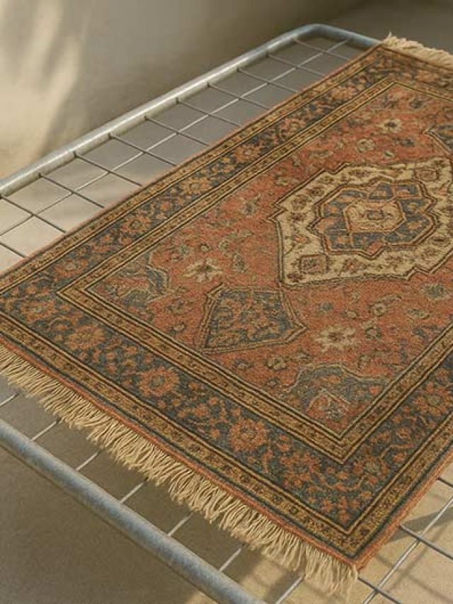 Nettoyer un tapis en laine à Paris